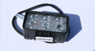 LED darba gaisma: POL6182