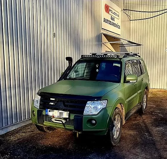 Mitsubishi pajero